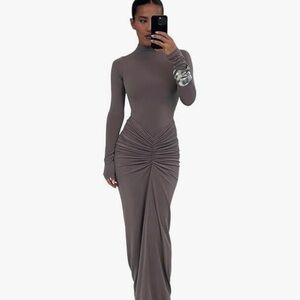 Women's Plain Ruched Mock Neck Bodycon (Size XL)